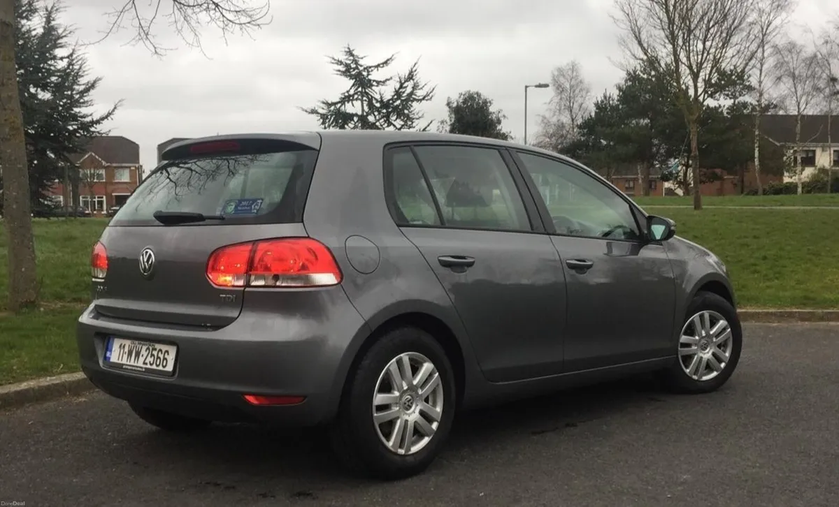 Volkswagen Golf 2011 - Image 4