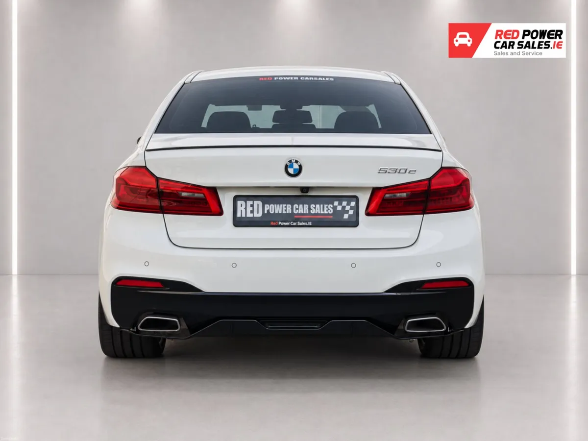 2019 BMW 530E M SPORT PETROL HYBRID//LOW KM - Image 5