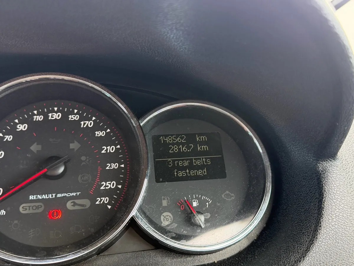Renault Megane 2016 - Image 2