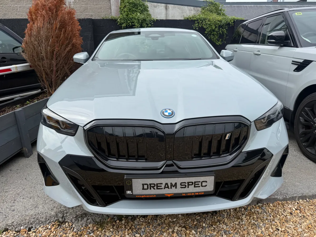 🇮🇪BMW i5 250KW ED40 M-SPORT PRO SPECIAL ORDER - Image 4