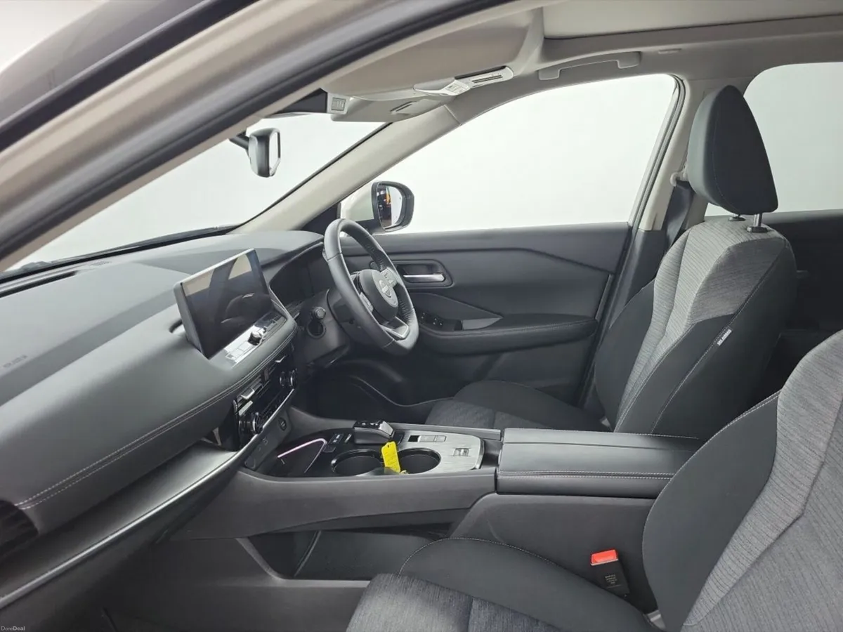 Nissan X-Trail ePOWER X-TRAIL SV PREMIUM 5 Seater - Image 4