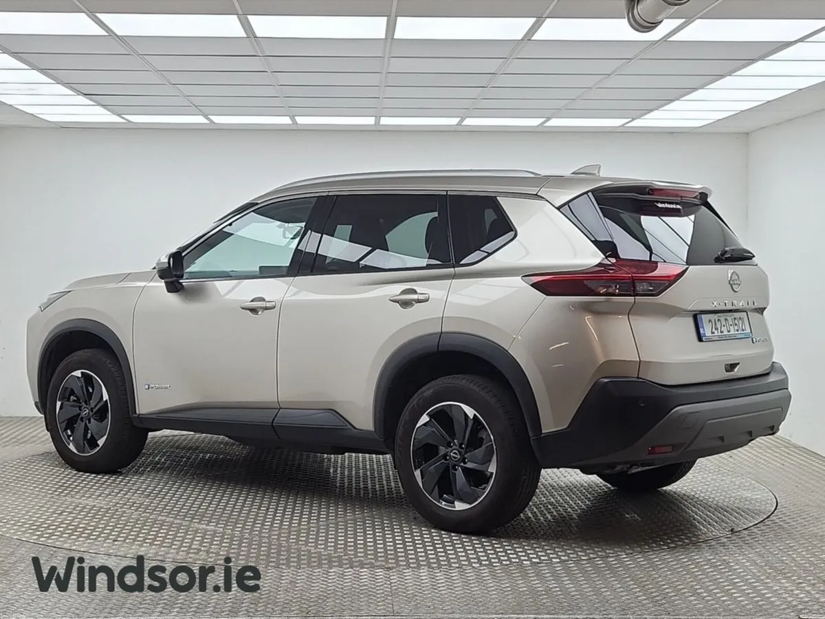 Nissan X-Trail ePOWER X-TRAIL SV PREMIUM 5 Seater - Image 2