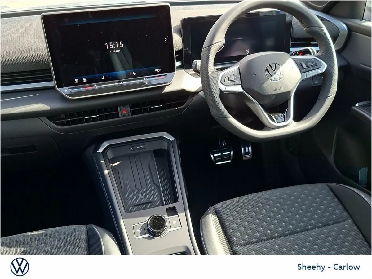Volkswagen T-Roc 1.5TSI R-LINE MHEV 150HP DSG - Image 2