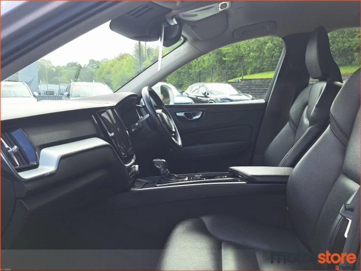 Volvo XC60 D4 (190hp) FWD Momentum Automatic - Image 3