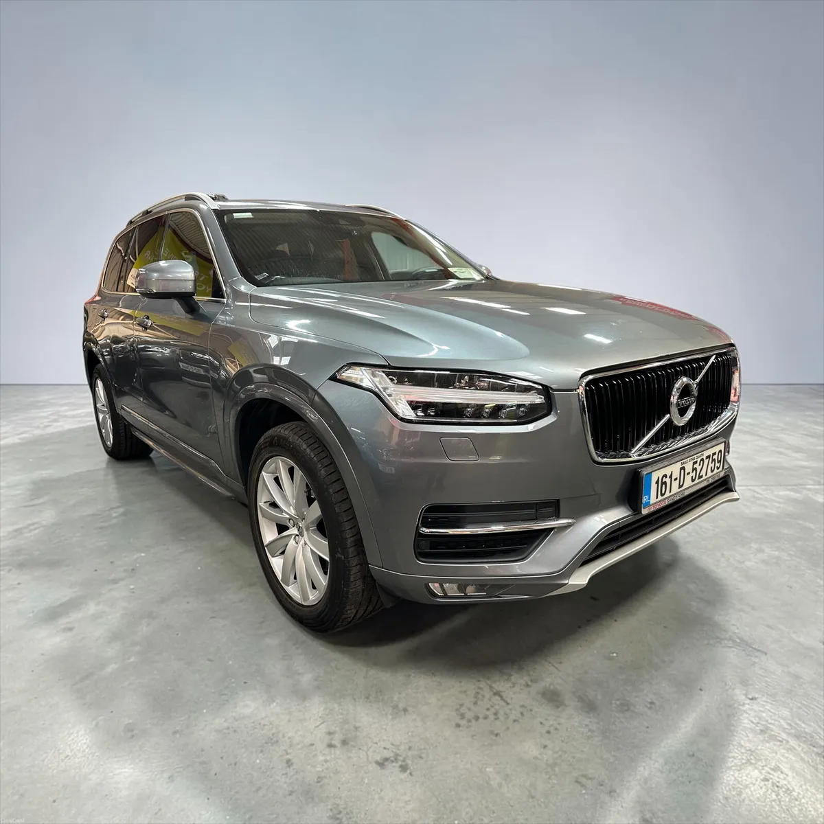 Volvo XC90 2.0 D5 225PS AWD MOMENTUM GEARTRONIC - Image 1