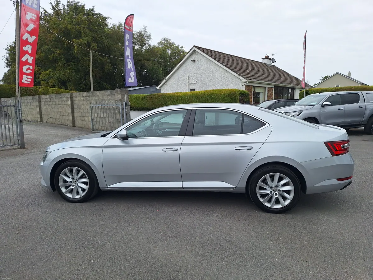 Skoda Superb 2.0 Tdi Style *Leather/Heat Seats - Image 6