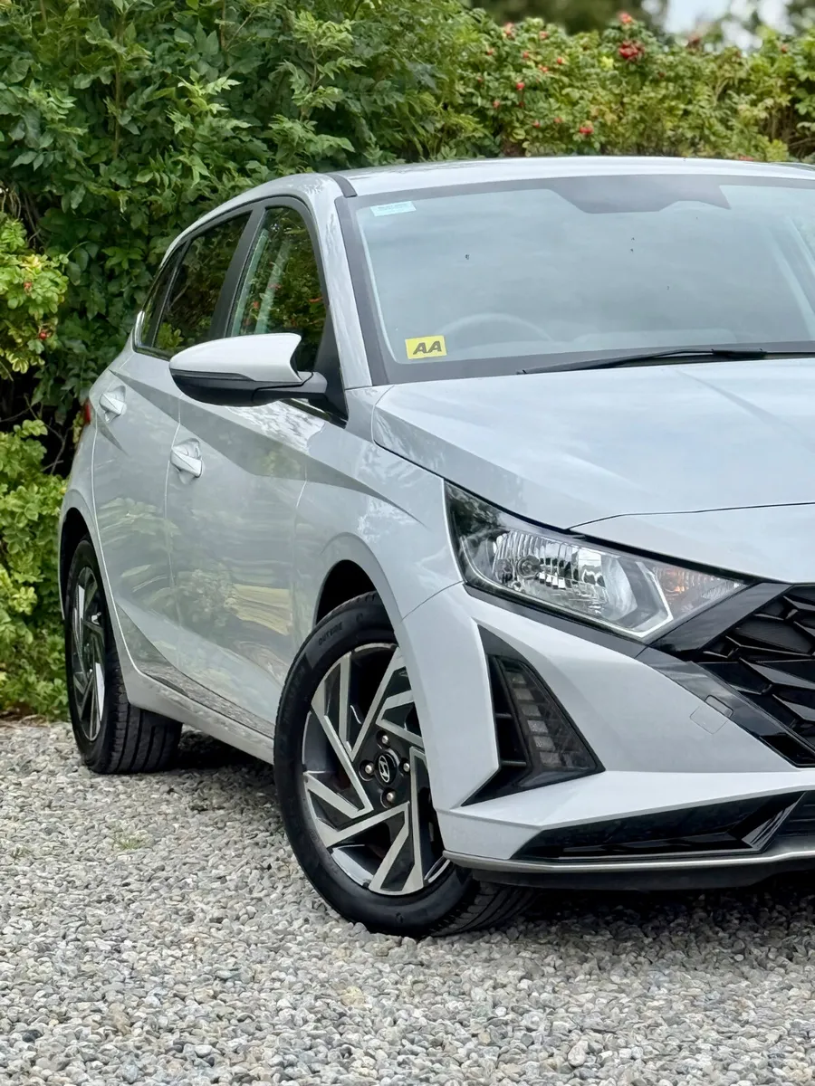 2024 Hyundai i20 Deluxe Plus 1.0 Petrol Automatic - Image 5