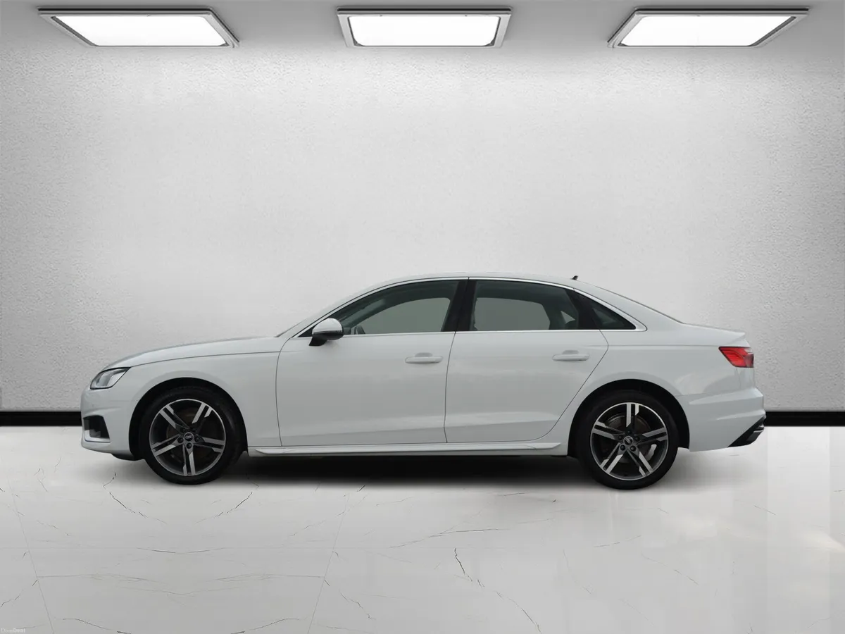 Audi A4 auto white low kms - Image 4