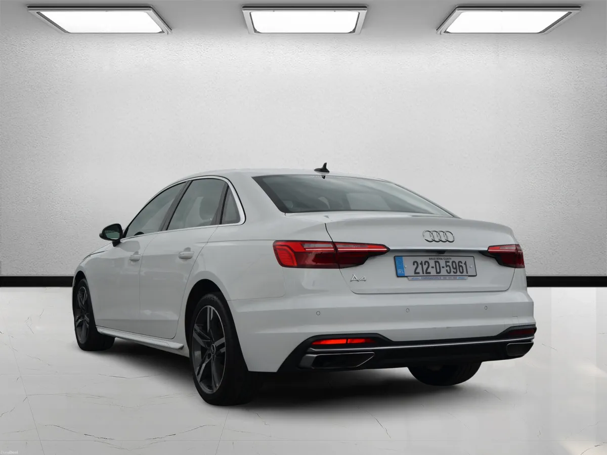 Audi A4 auto white low kms - Image 5