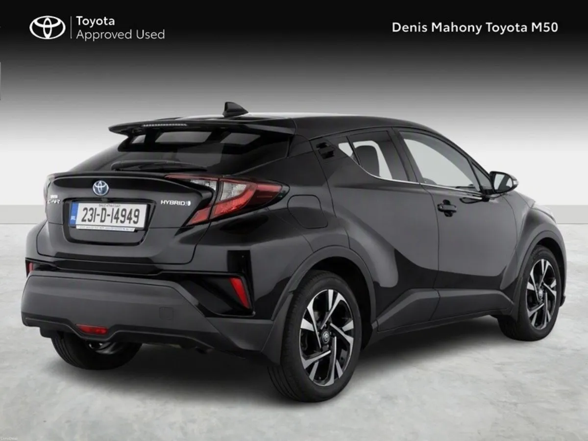 Toyota C-HR Sport Hybrid - Image 2