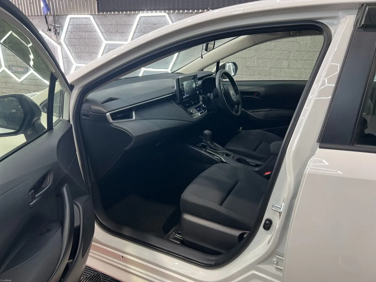 Toyota Corolla 2021 - Image 6