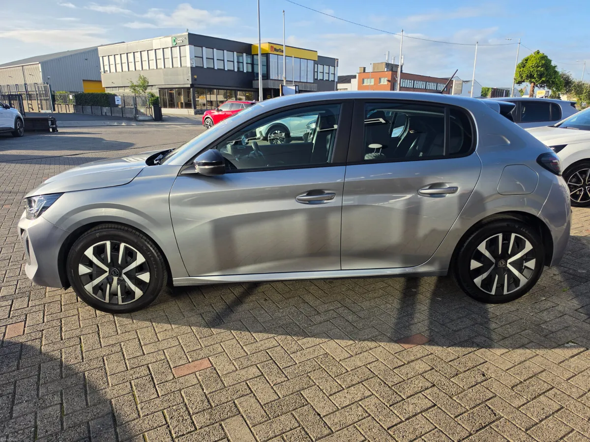 Peugeot 208 2025 - Image 6