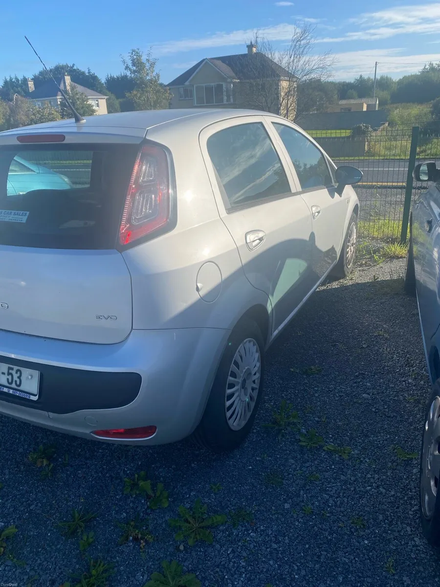 Punto - Image 2