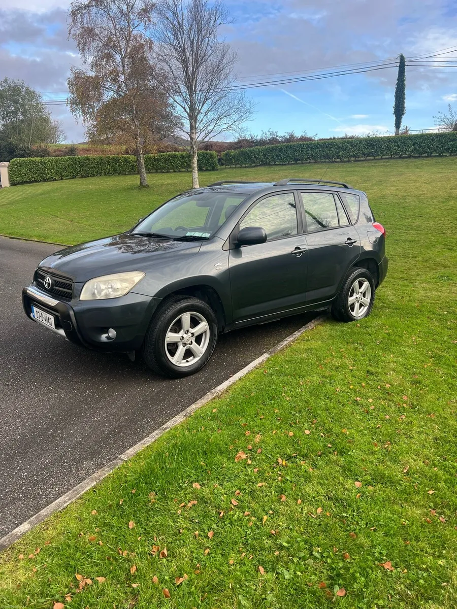Toyota rav4 - Image 1