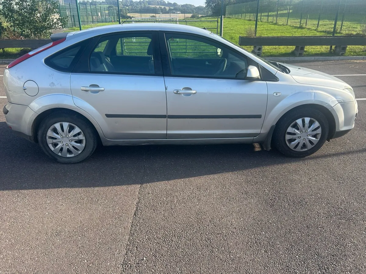 Ford Focus - Image 4