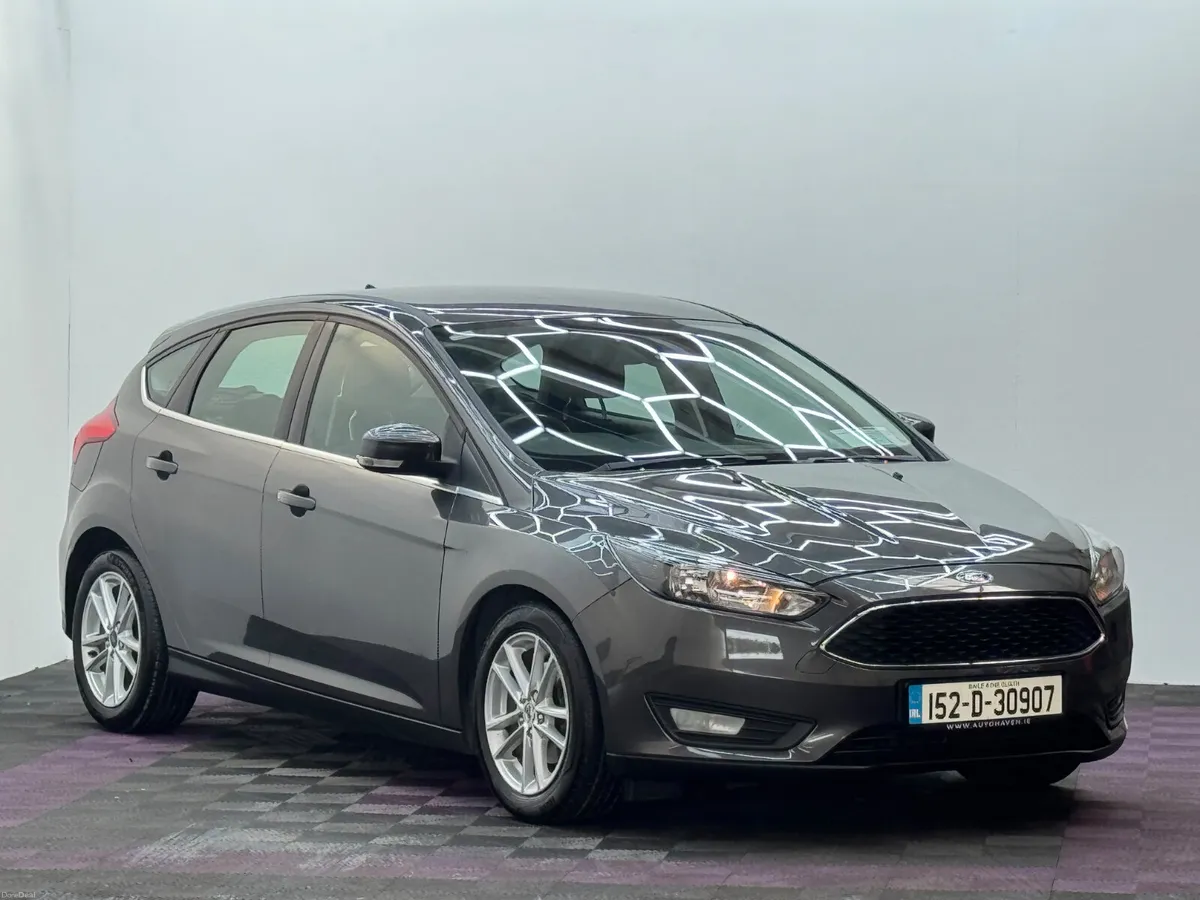 2015 Ford Focus 1.6 P, Automatic, Low kms - Image 1