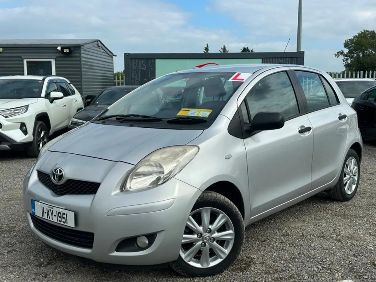 Toyota Yaris 1.0 SPORT 5DR - Image 3