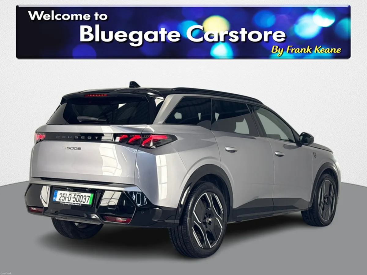 Peugeot 5008 GT **7 SEATER**FULL BLACK HALF LEATHE - Image 4