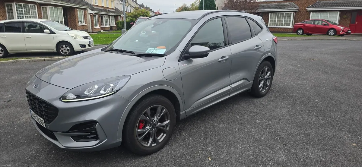 FORD KUGA 241 ST-LINE 2.5L PLUG IN HYBRID AUTO - Image 2