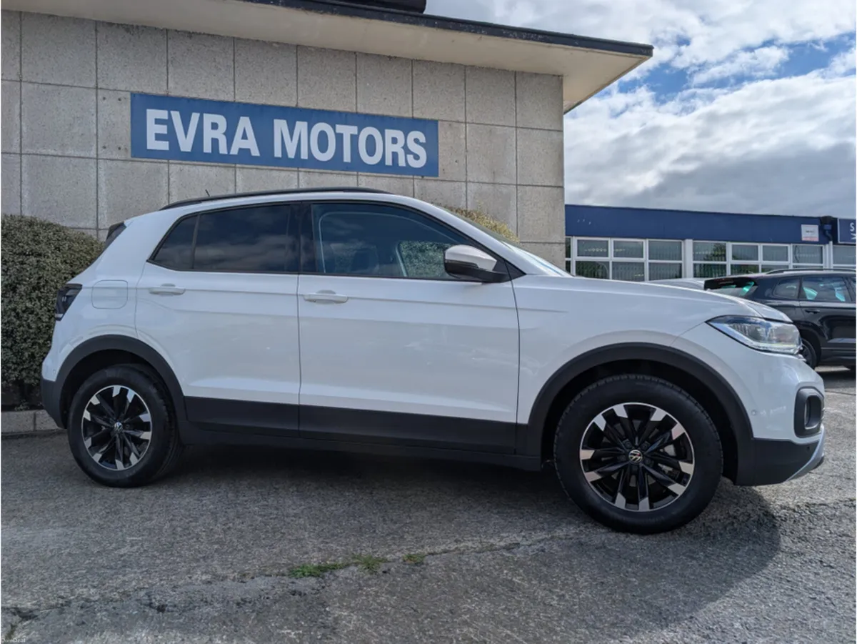Volkswagen T-Cross AUTOMATIC 1.0 PETROL //LOW MILE - Image 3