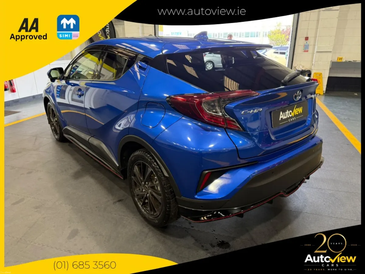 Toyota C-HR 1.8 Self-Charging Hybrid Automatic. AA - Image 6