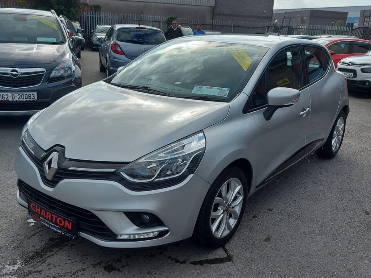 Renault Clio IV DYNAMIQUE NAV 1.2 PETR 4DR - Image 2
