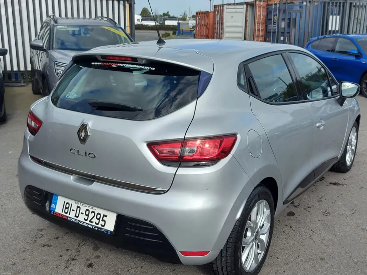 Renault Clio IV DYNAMIQUE NAV 1.2 PETR 4DR - Image 5