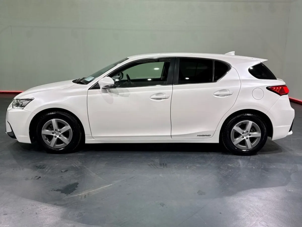 Lexus CT HYBRID 1.8L PETROL AUTOMATIC - REVERSE CA - Image 6