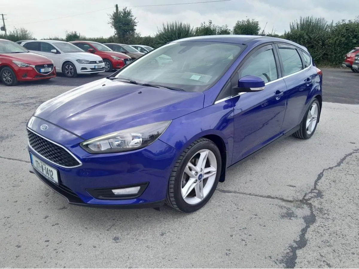 Ford Focus ZETEC 1.0 ECOBOOST 100PS 4DR - Image 3