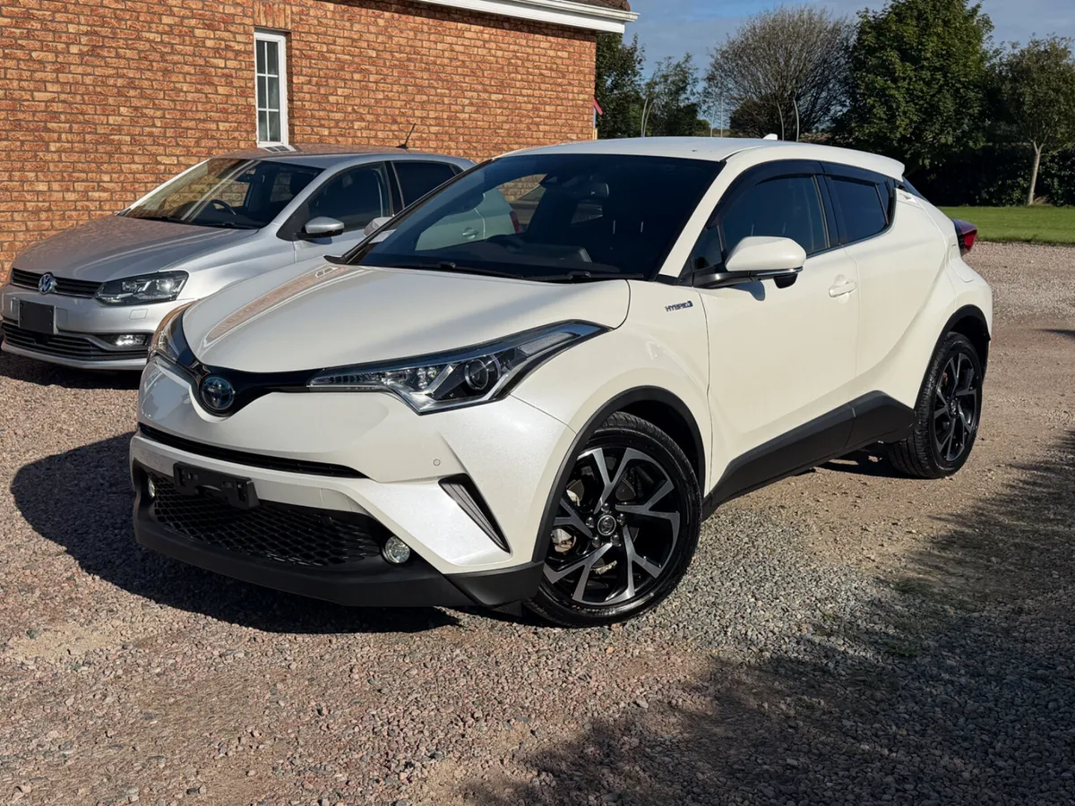 171 Toyota C-HR G spec Low Km (1.8 Hybrid) - Image 2