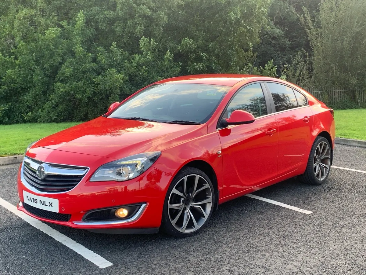 Vauxhall  insignia Sri - Image 1
