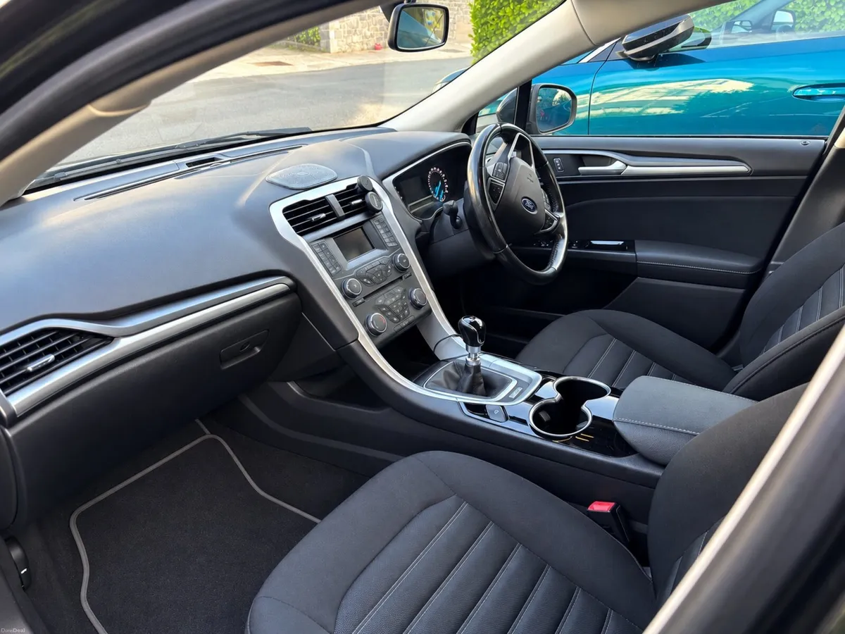 Ford Mondeo 2015 1.6L diesel - Image 2