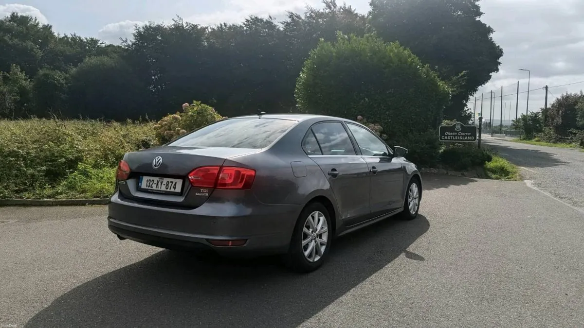VW Jetta - 1.6 TDi - 2013 - Image 3