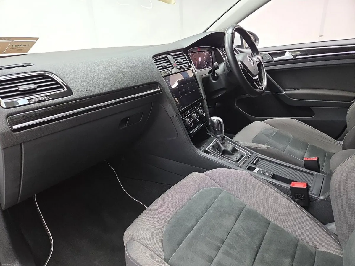 Volkswagen Golf 1.4 TSI Highline DSG - Image 4