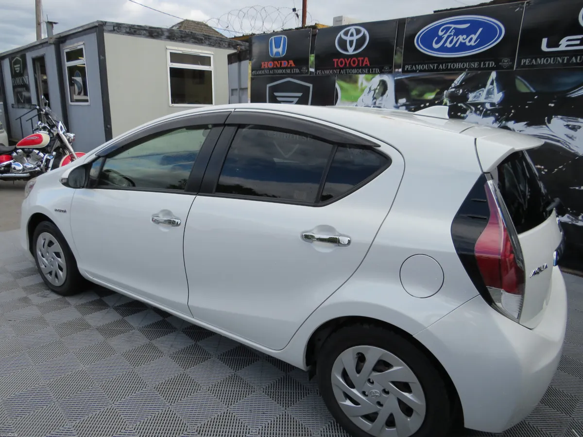 2017 TOYOTA AQUA 1.5 HYBRID PUSH BUTTON - Image 6