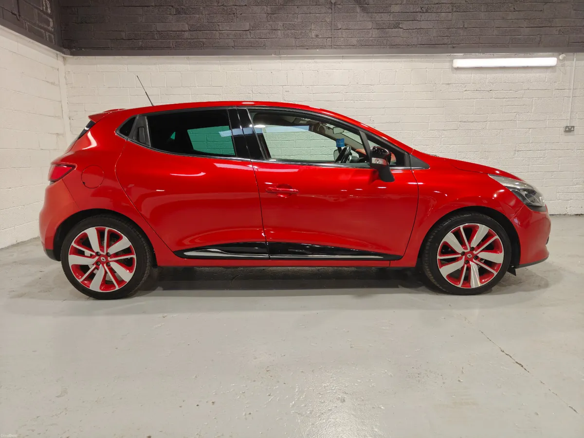 2017 RENAULT CLIO 1.2L AUTOMATIC - Image 5