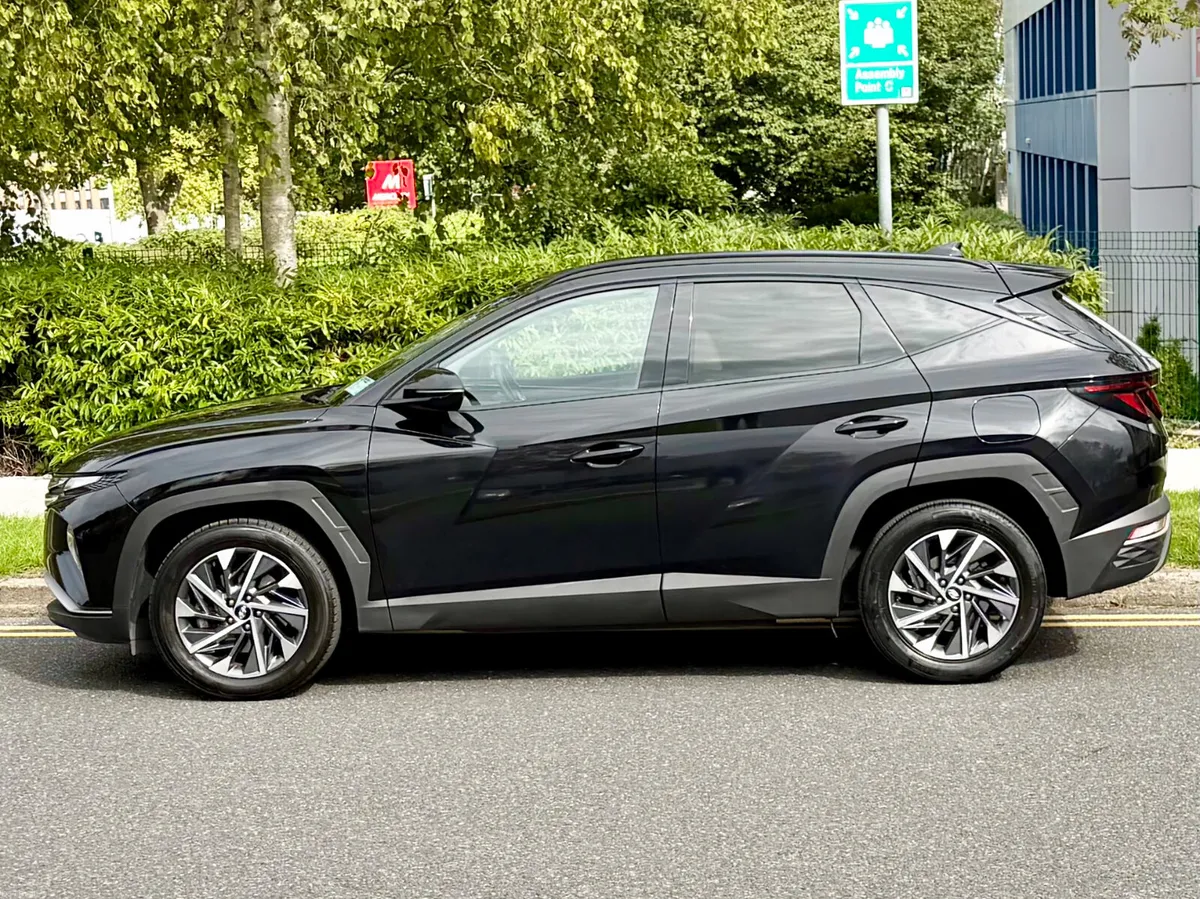 Hyundai Tucson 2022!! EXECUTIVE!! LEATHET!! - Image 4