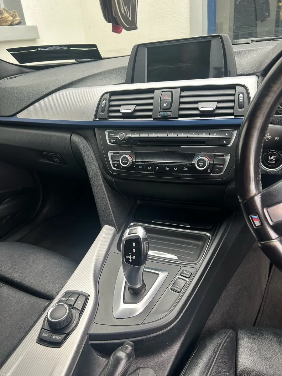 BMW 3 series M Sport - Image 6