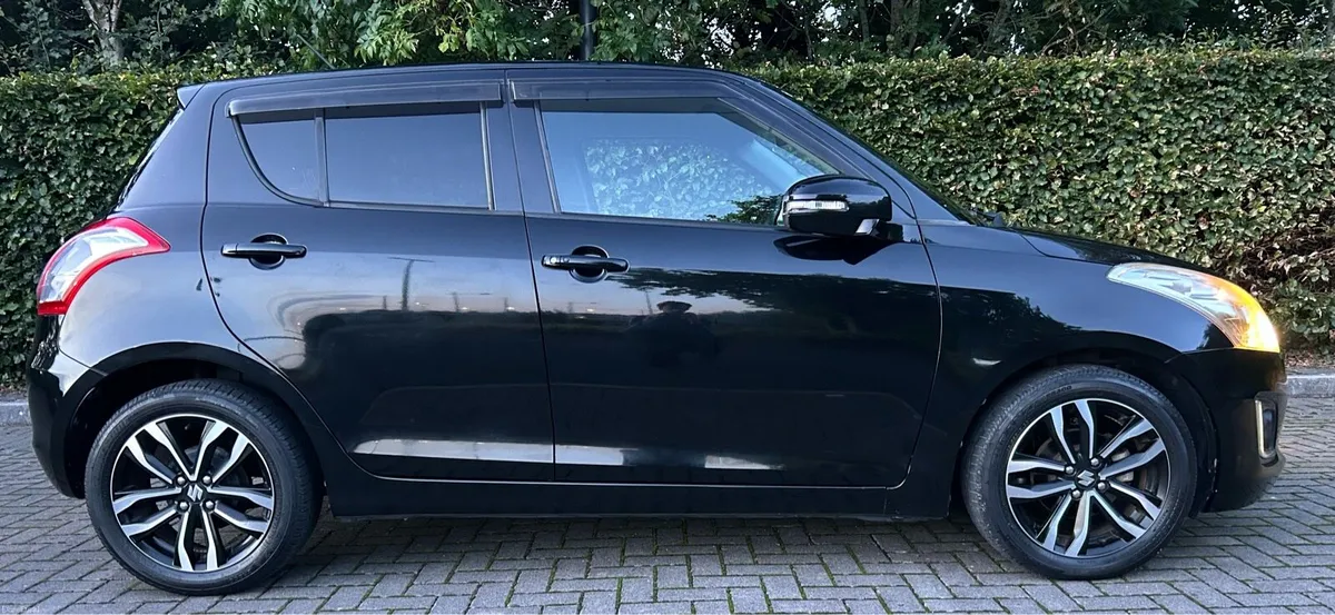 ⭐ 🚙 ONLY 33k KM NEW NCT/WARRANTY SUZUKI AUTO - Image 2