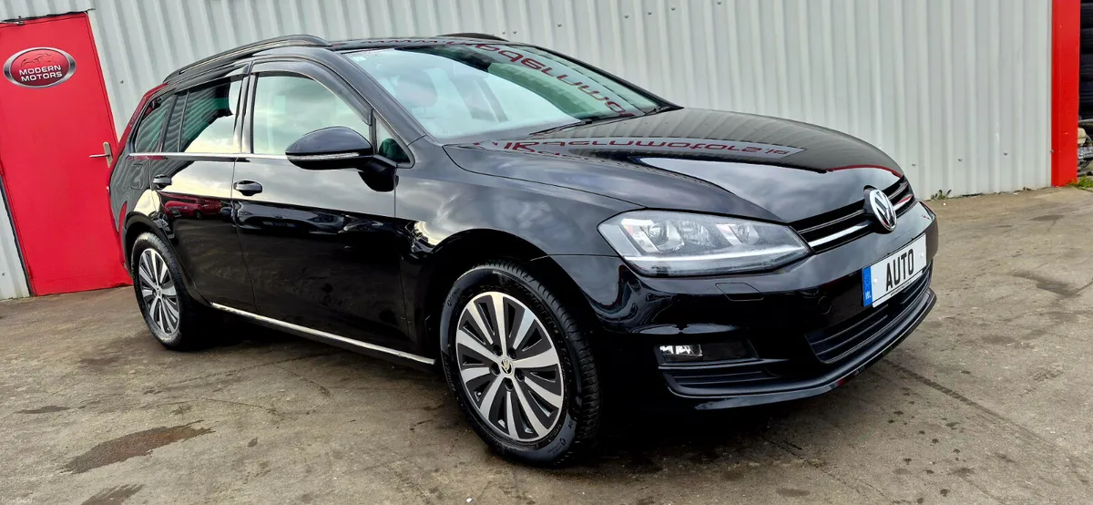 Volkswagen Golf estate auto 1.2 tsi very low kms - Image 3
