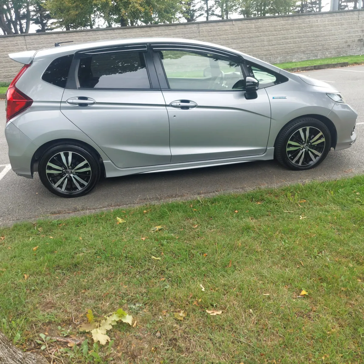 2018 HONDA FIT 1.5 HYBRID AUTO LOW MILE - Image 2