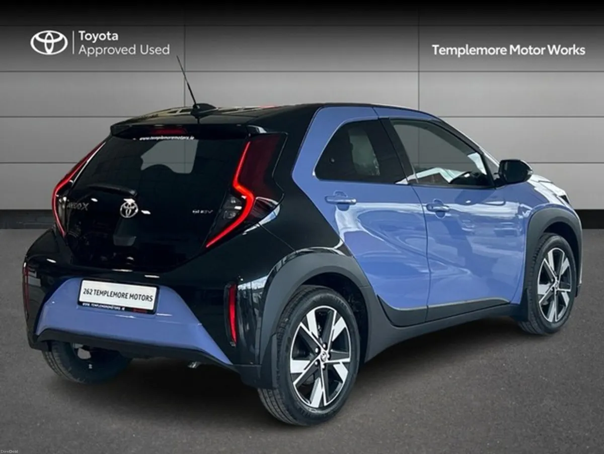 Toyota Aygo X 1.5 - Image 2