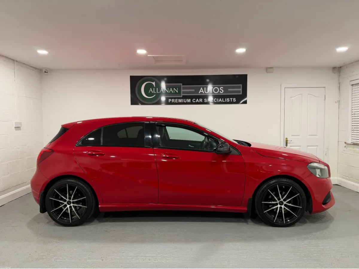 Mercedes-Benz A-Class 160 D STYLE 5DR***LOW MILES* - Image 4