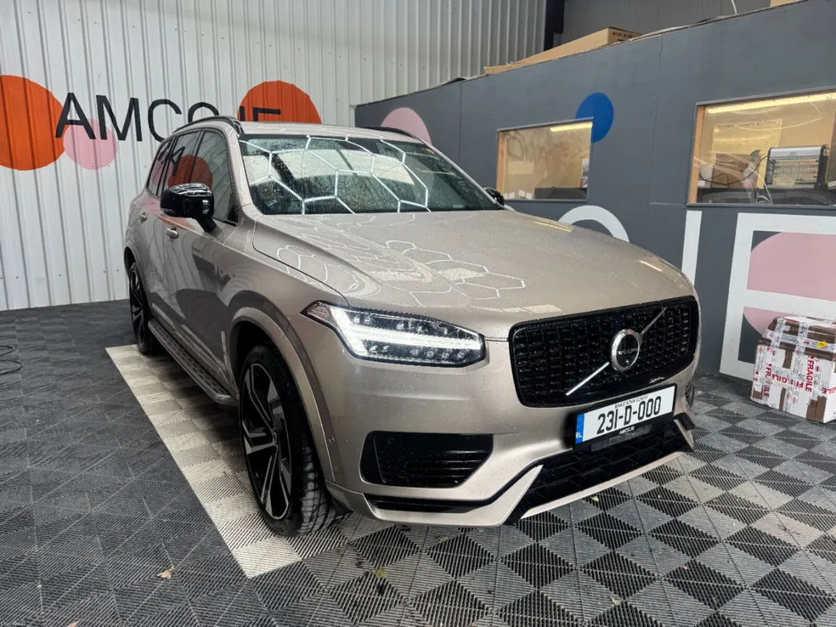 Volvo XC90 2023 VOLVO XC90 RECHARGE ULTIMATE T8 AW - Image 1