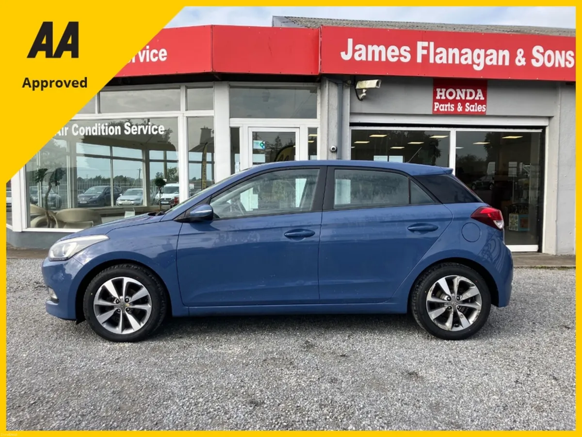 Hyundai i20 ACTIVE DELUXE 5DR - Image 3