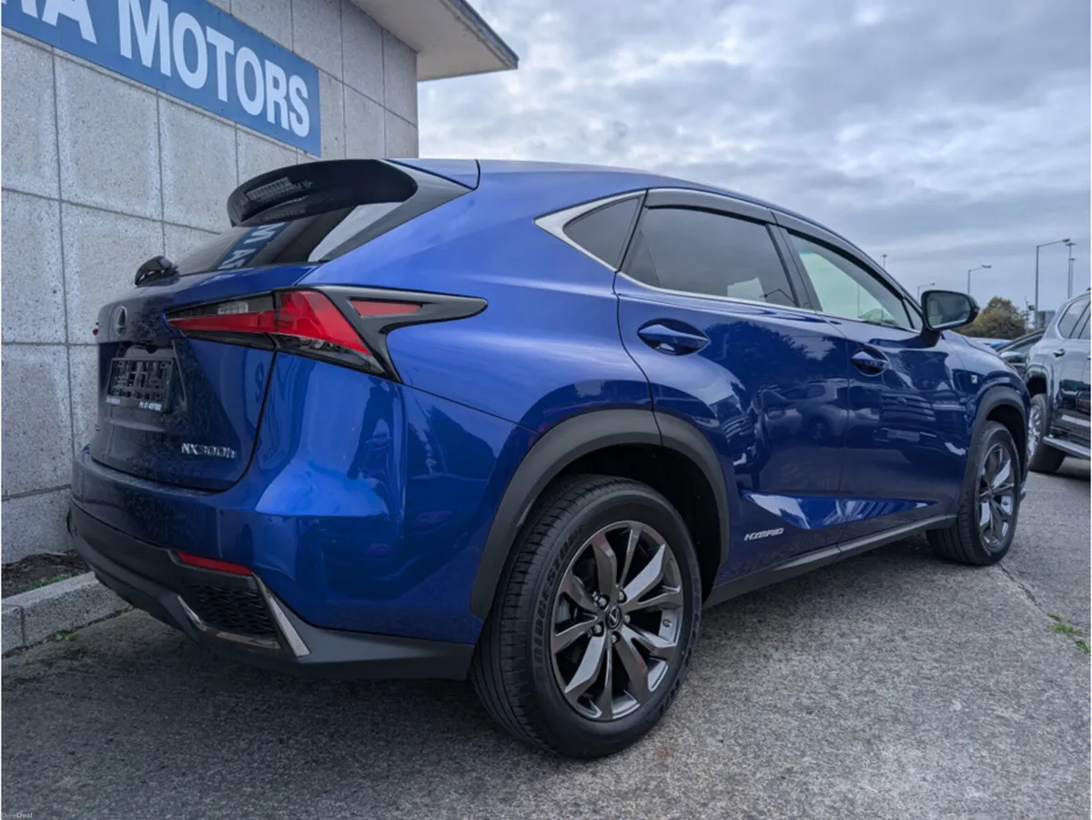 Lexus NX F-SPORT AUTOMATIC HYBRID 2.5 PETROL //MAS - Image 6