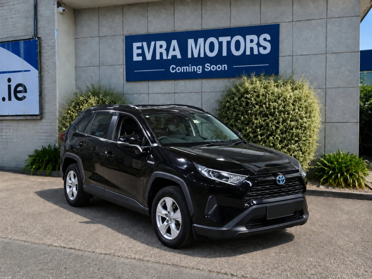 Toyota RAV4 X HYBRID AUTOMATIC 2.5 PETROL //REVERS - Image 1