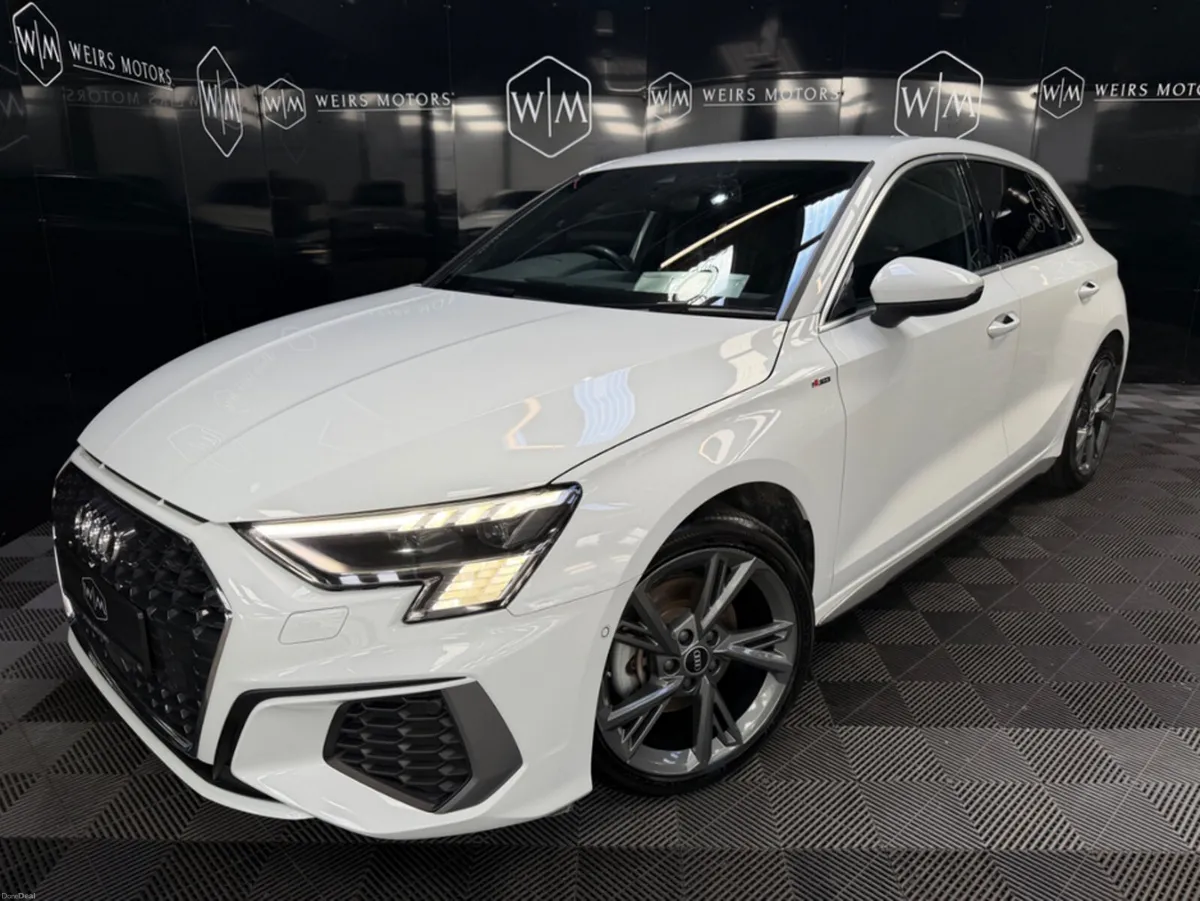 Audi A3 S-LINE 30 TFSI //AUTOMATIC//SPORTSBACK//ON - Image 2
