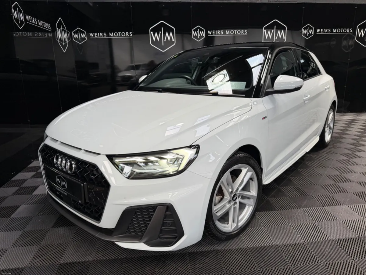 Audi A1 35 TFSI//AUTOMATIC//DIGITAL DASH//S-LINE// - Image 2
