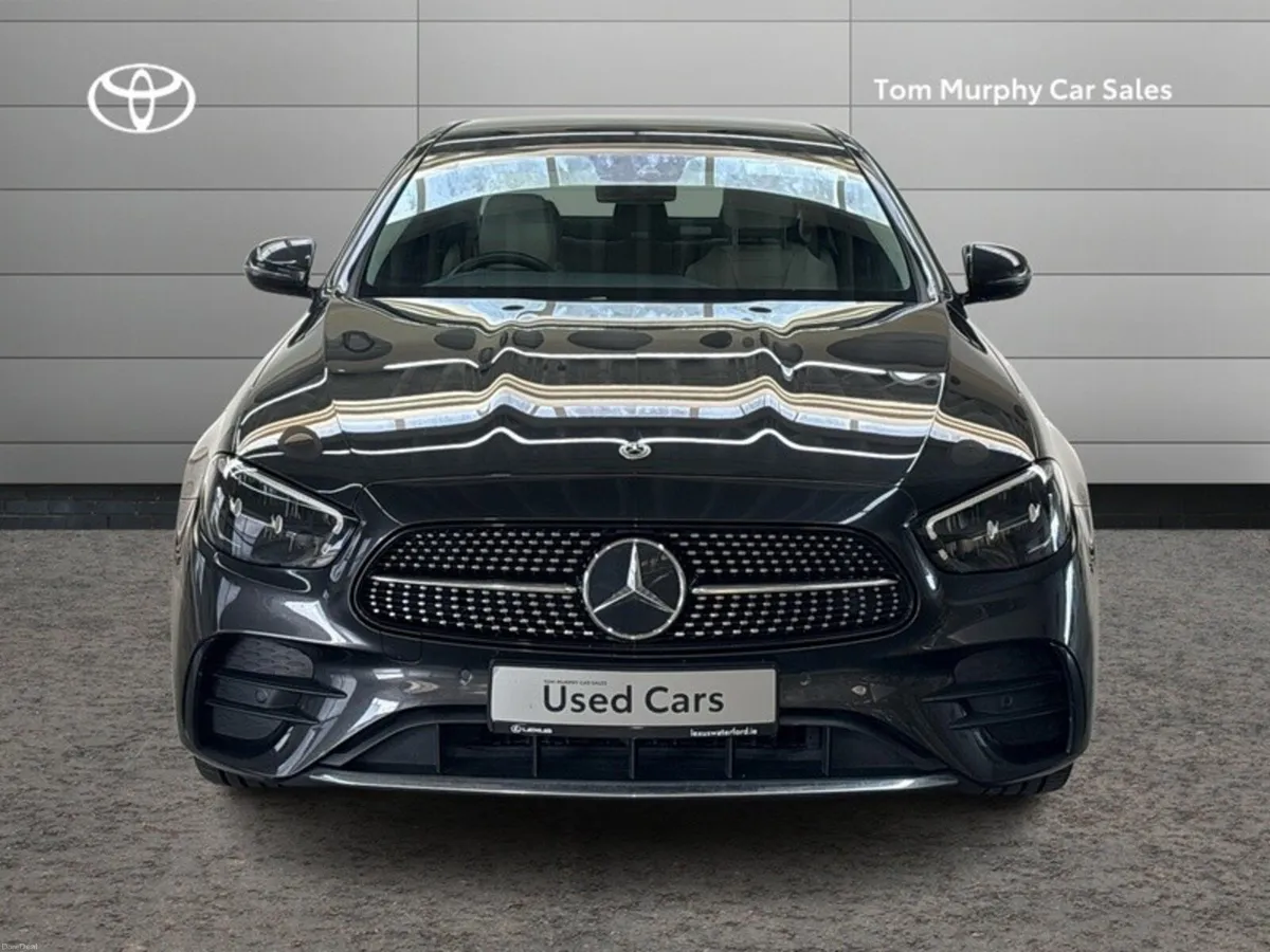 Mercedes-Benz E-Class 300 DE 4DR AUTO - Image 5